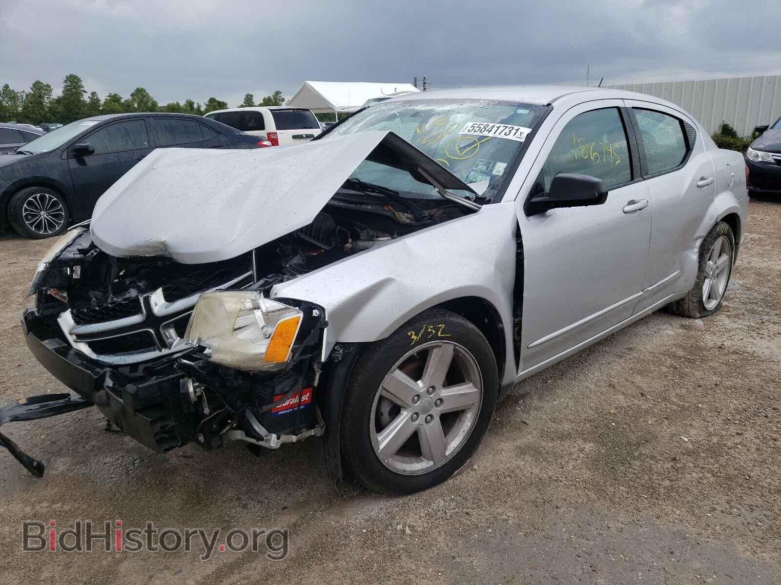2011 DODGE AVENGER - VIN: 1B3BD4FB4BN583421 - Фото 2