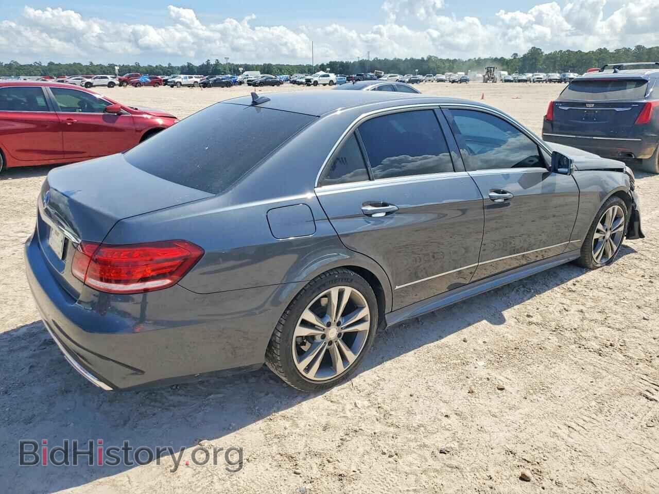 2014 MERCEDES-BENZ E-CLASS - VIN: WDDHF5KB7EA977687 - Photo 3