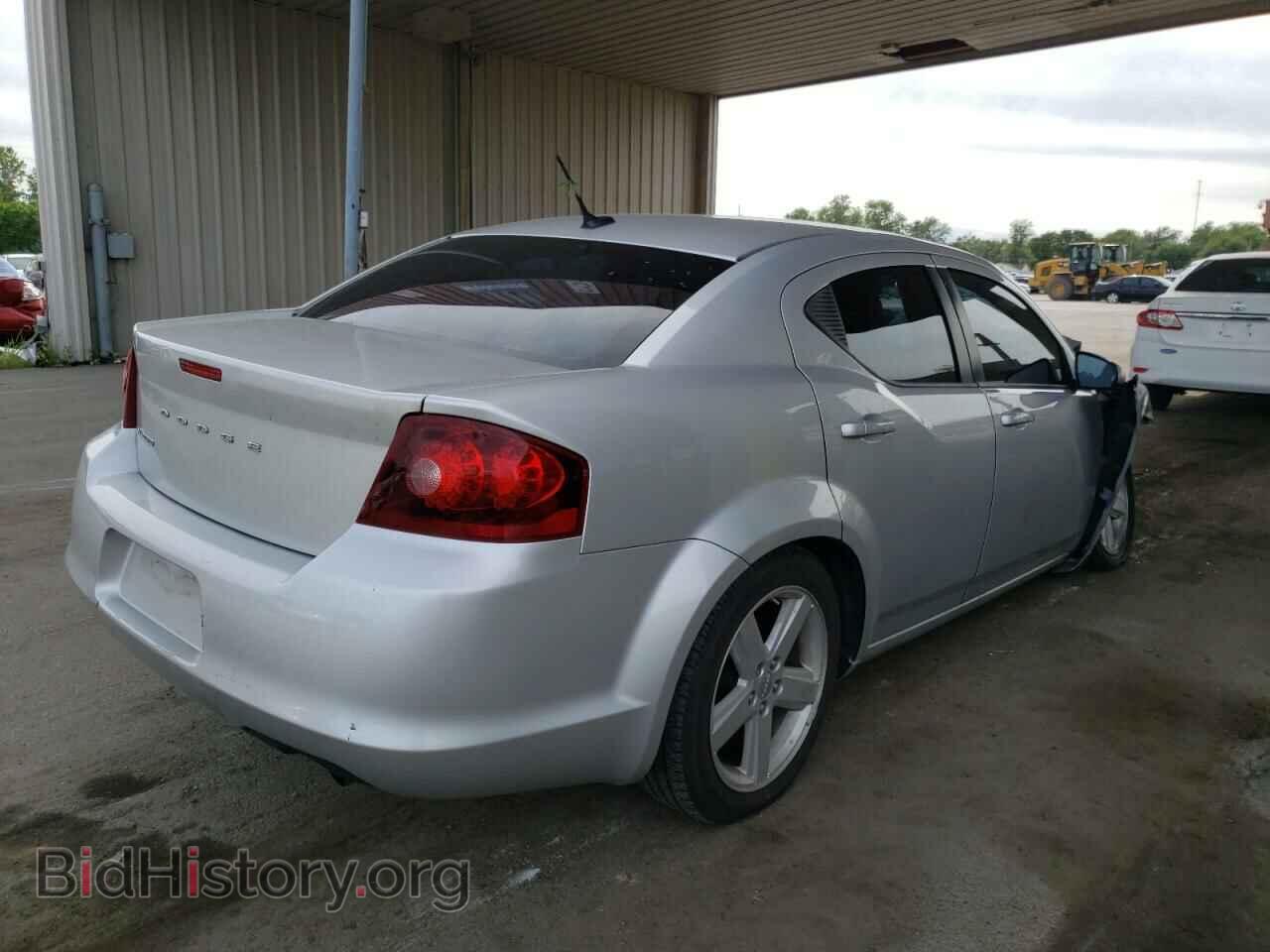2011 DODGE AVENGER - VIN: 1B3BD1FB0BN554481 - Фото 4