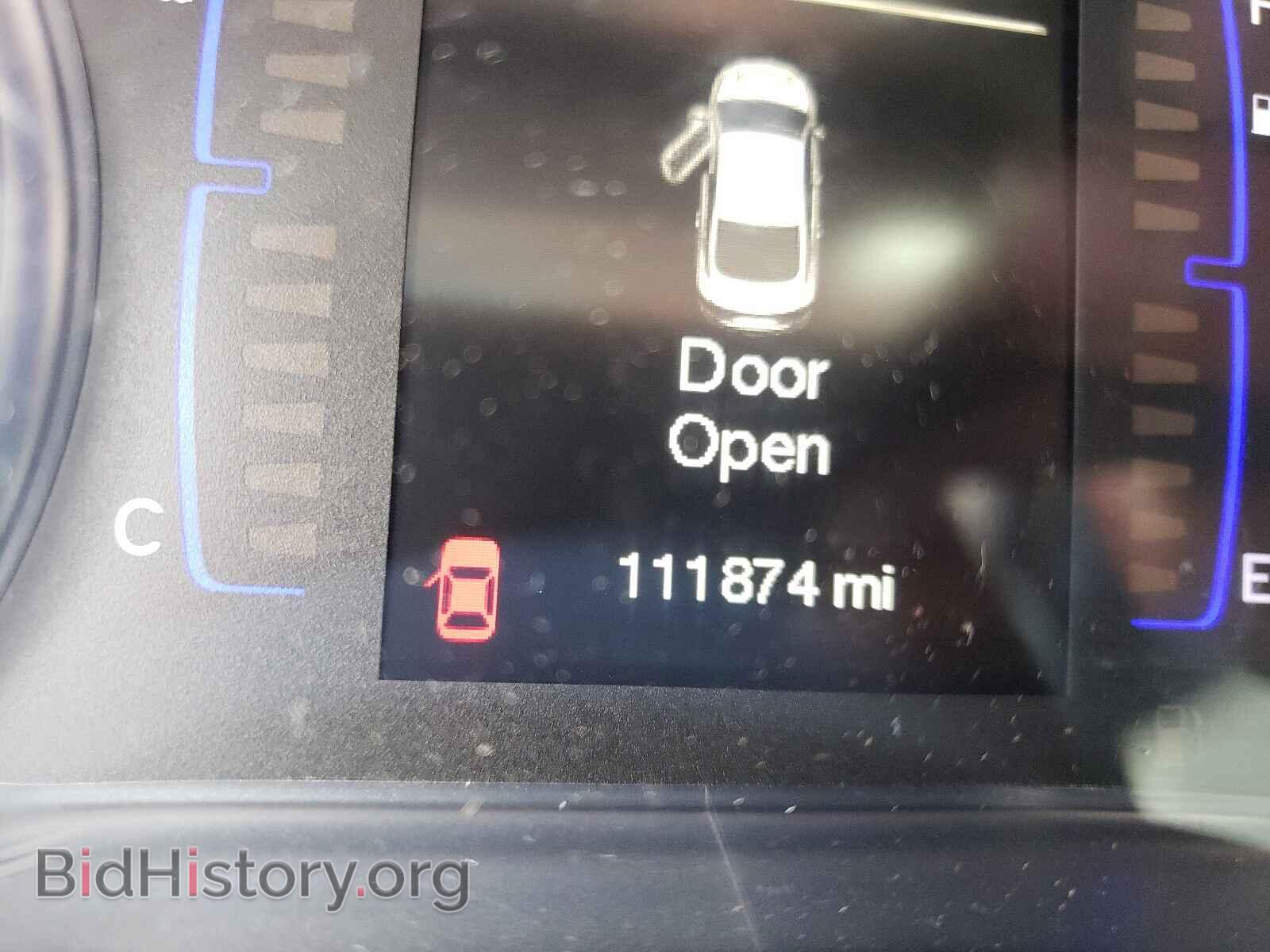 2015 CHRYSLER 200 - VIN: 1C3CCCAB9FN758375 - Фото 8