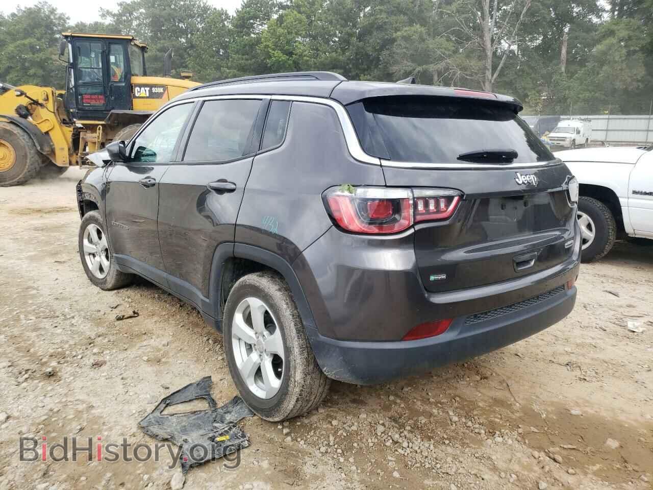 2019 JEEP COMPASS - VIN: 3C4NJCBB6KT832709 - Фото 3