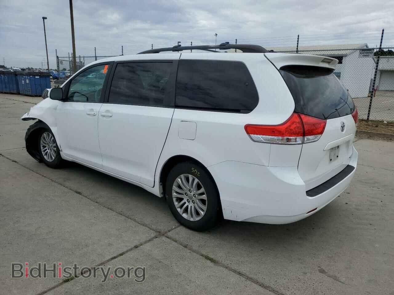 2013 TOYOTA All Models - VIN: 5TDYK3DC8DS390044 - Photo 2