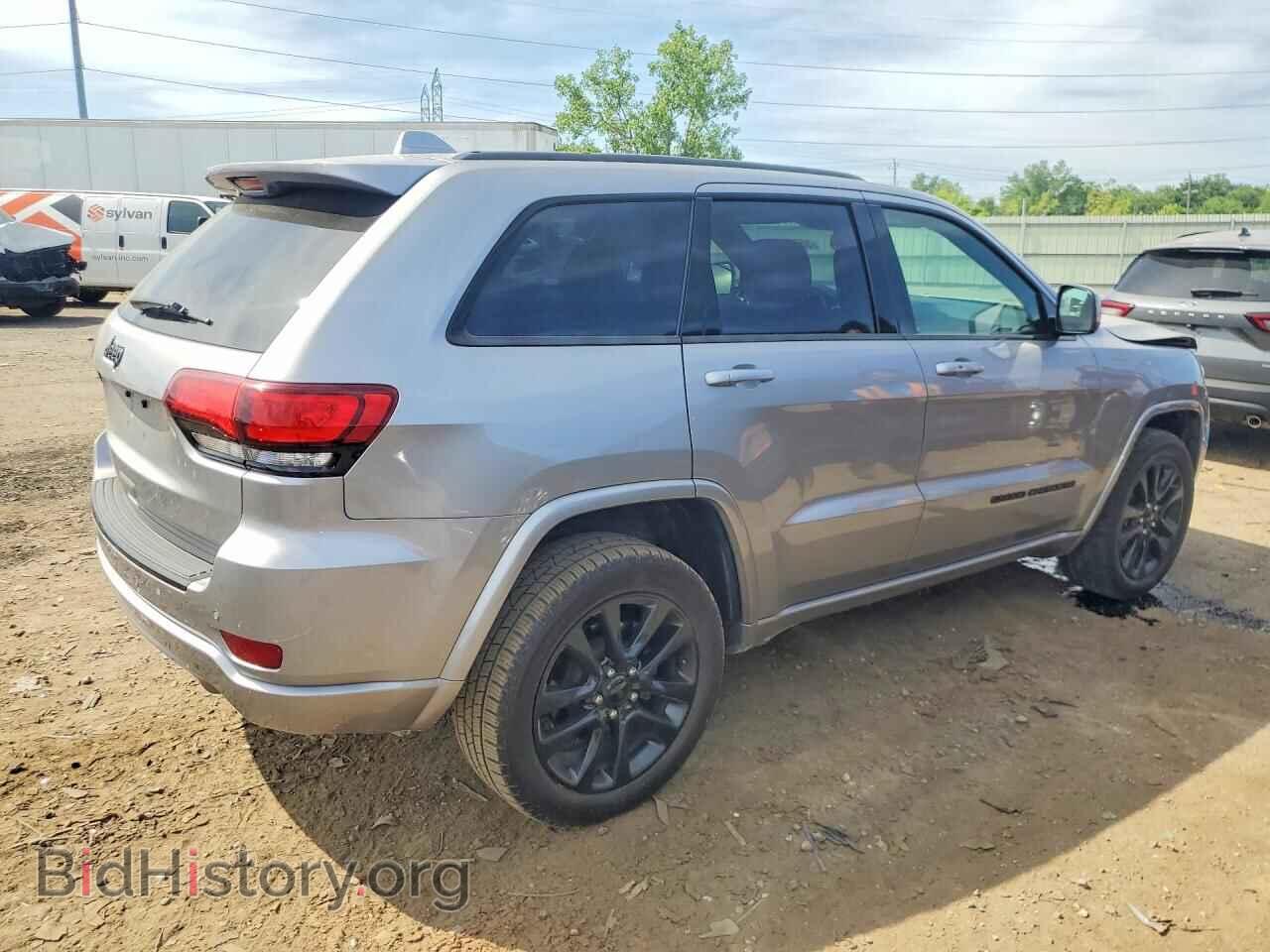 2018 JEEP CHEROKEE - VIN: 1C4RJFAG7JC410586 - Фото 3