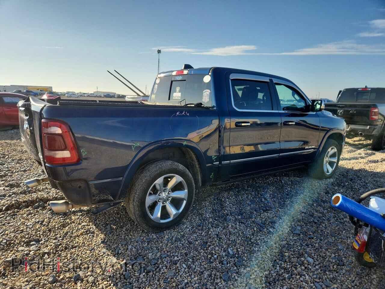 2022 RAM 1500 - VIN: 1C6SRFHT7NN286012 - Фото 3