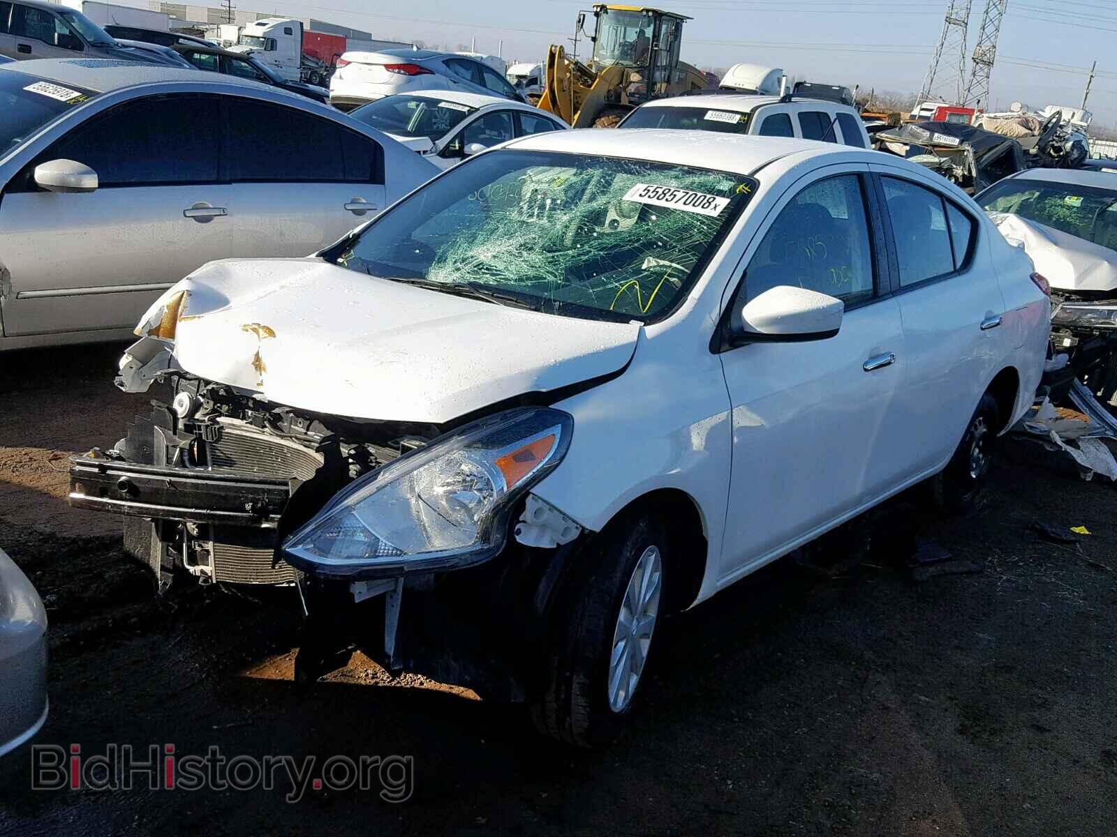 2017 NISSAN VERSA - VIN: 3N1CN7AP1HK455613 - Фото 2