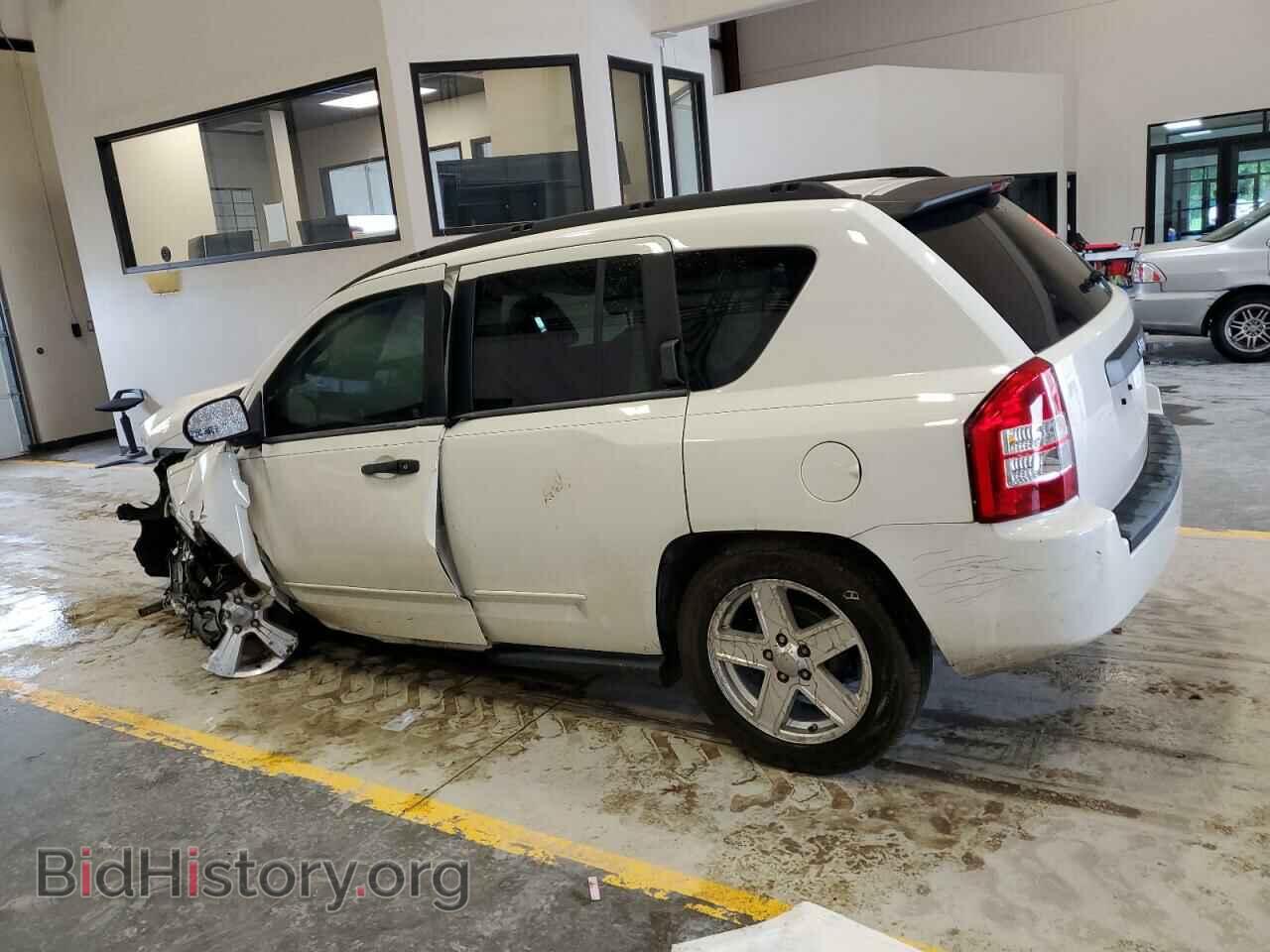 2009 JEEP COMPASS - VIN: 1J4FT47B19D102746 - Фото 2