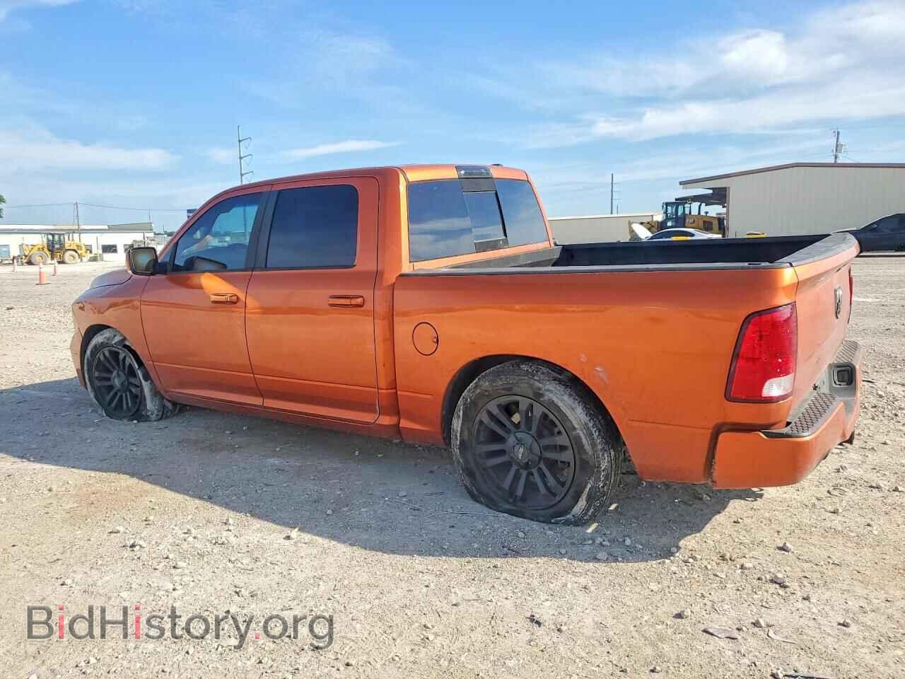 2010 DODGE RAM 1500 - VIN: 1D7RB1CT1AS169372 - Фото 2