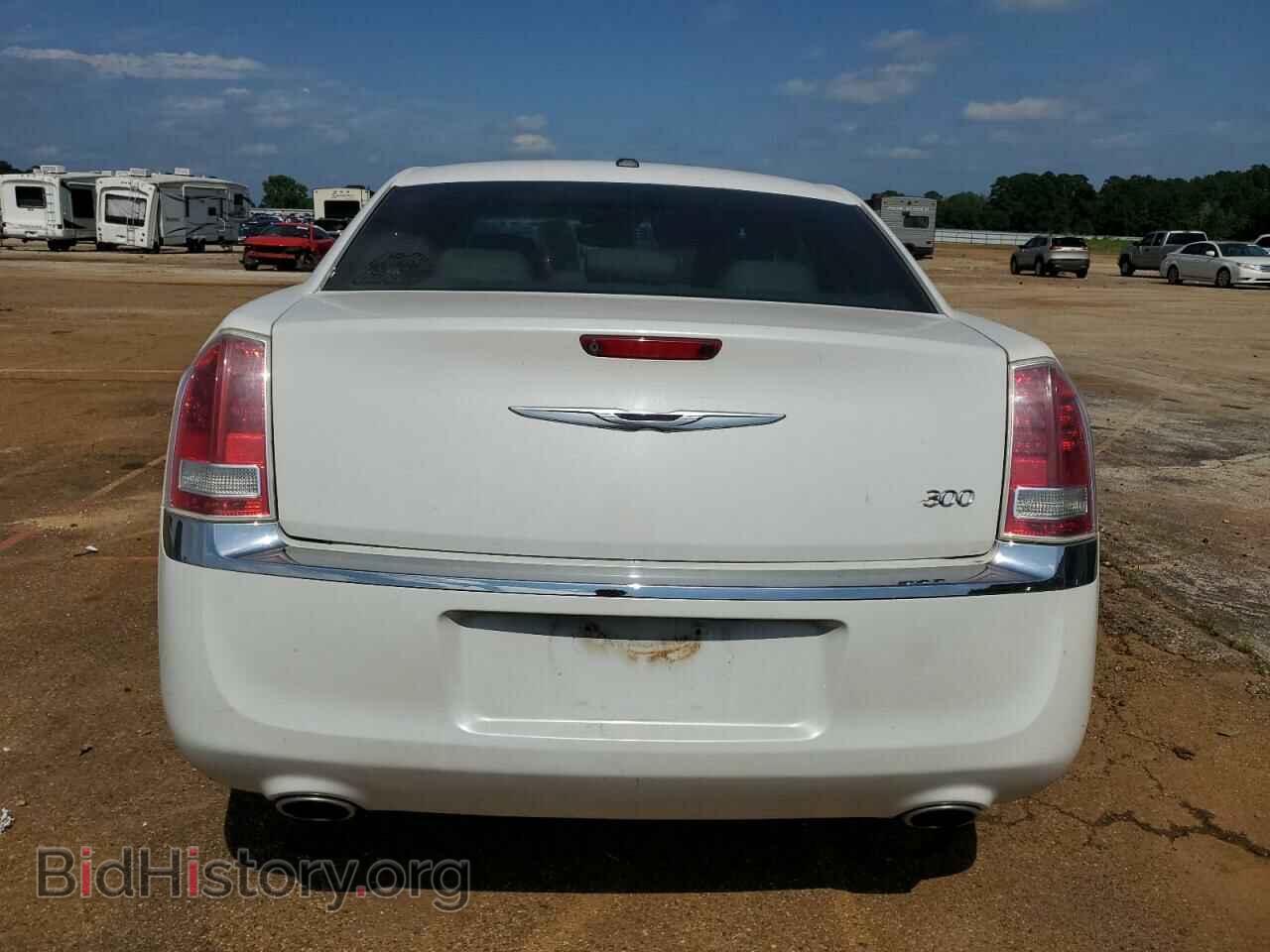 2014 CHRYSLER 300 - VIN: 2C3CCAAG6EH200653 - Фото 6