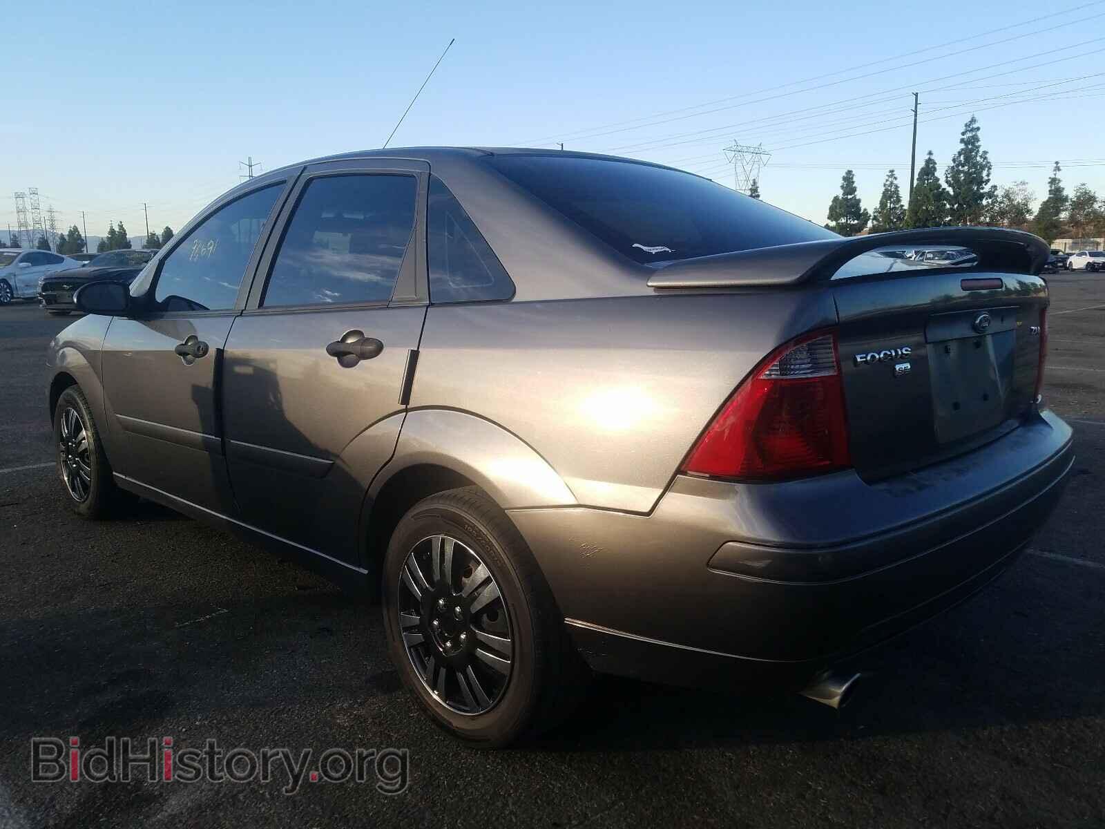 2006 FORD FOCUS - VIN: 1FAFP34N36W141377 - Фото 3