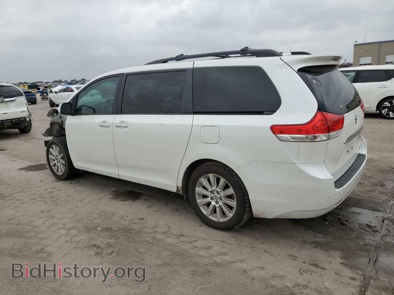 2011 TOYOTA All Models - VIN: 5TDYK3DC7BS078732 - Фото 2