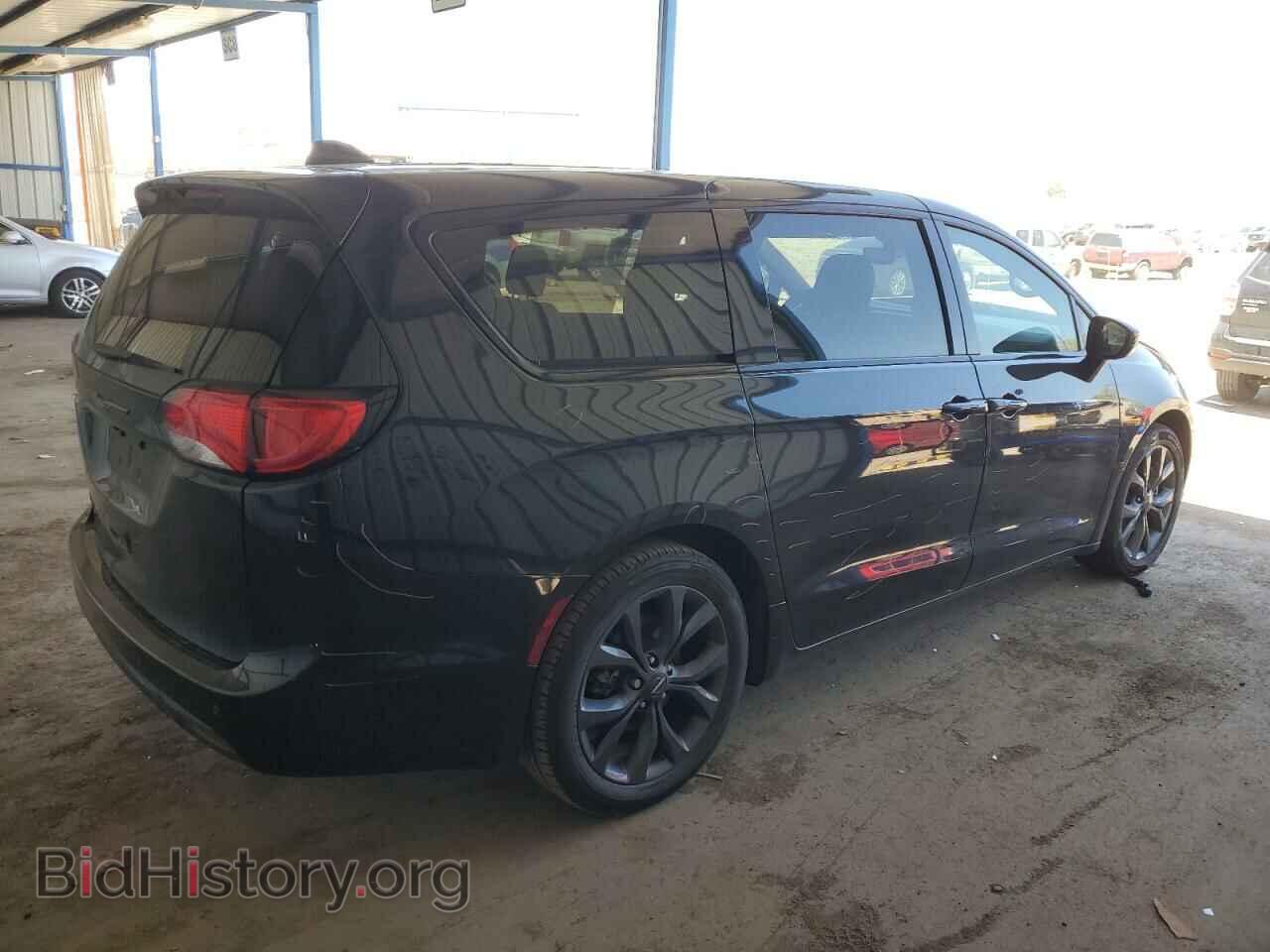 2019 CHRYSLER PACIFICA - VIN: 2C4RC1FG7KR633371 - Фото 3
