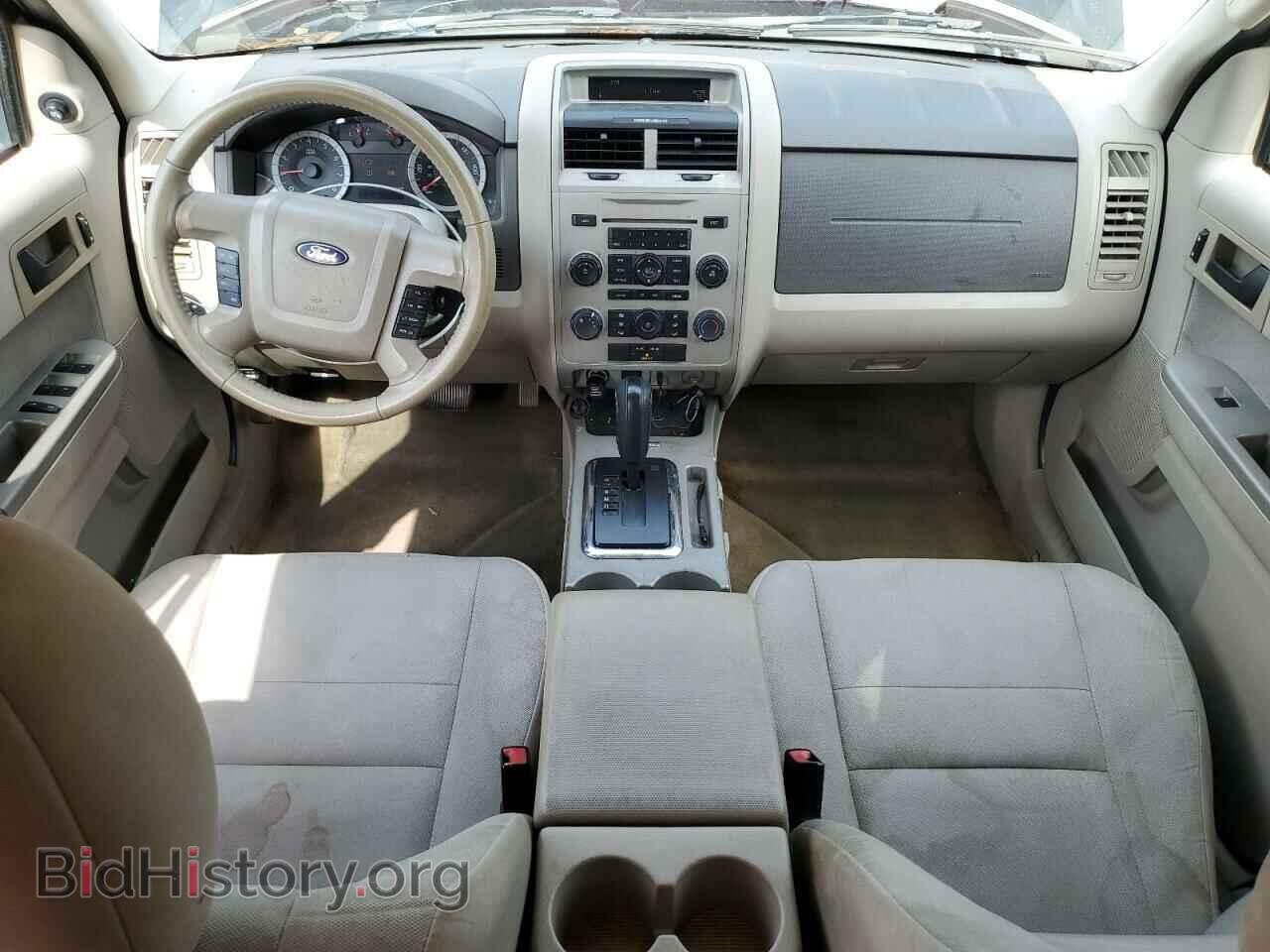 2010 FORD ESCAPE - VIN: 1FMCU0D75AKD09618 - Photo 8