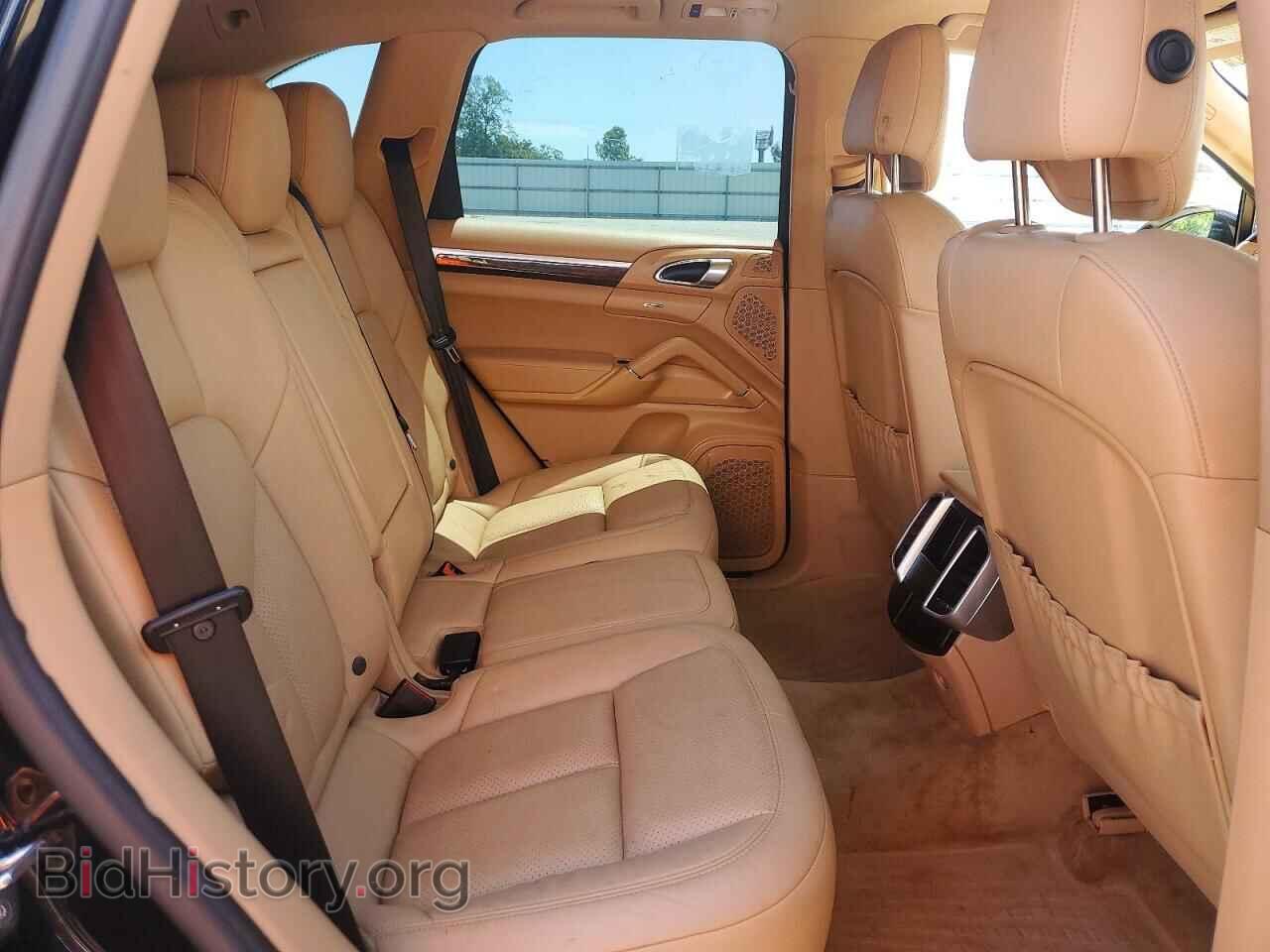 2016 PORSCHE CAYENNE - VIN: WP1AA2A23GLA03575 - Photo 11