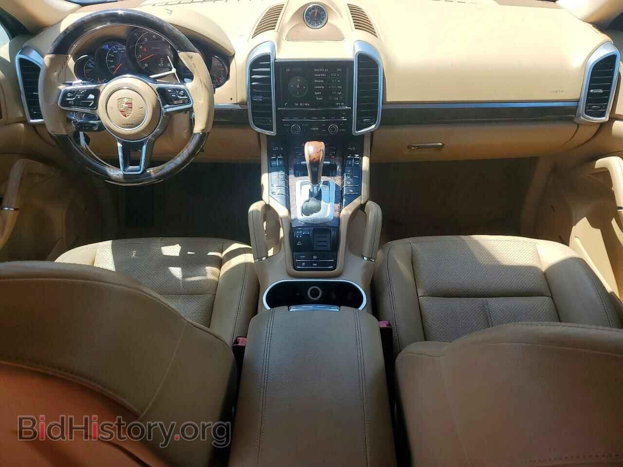 2016 PORSCHE CAYENNE - VIN: WP1AA2A23GLA03575 - Photo 8