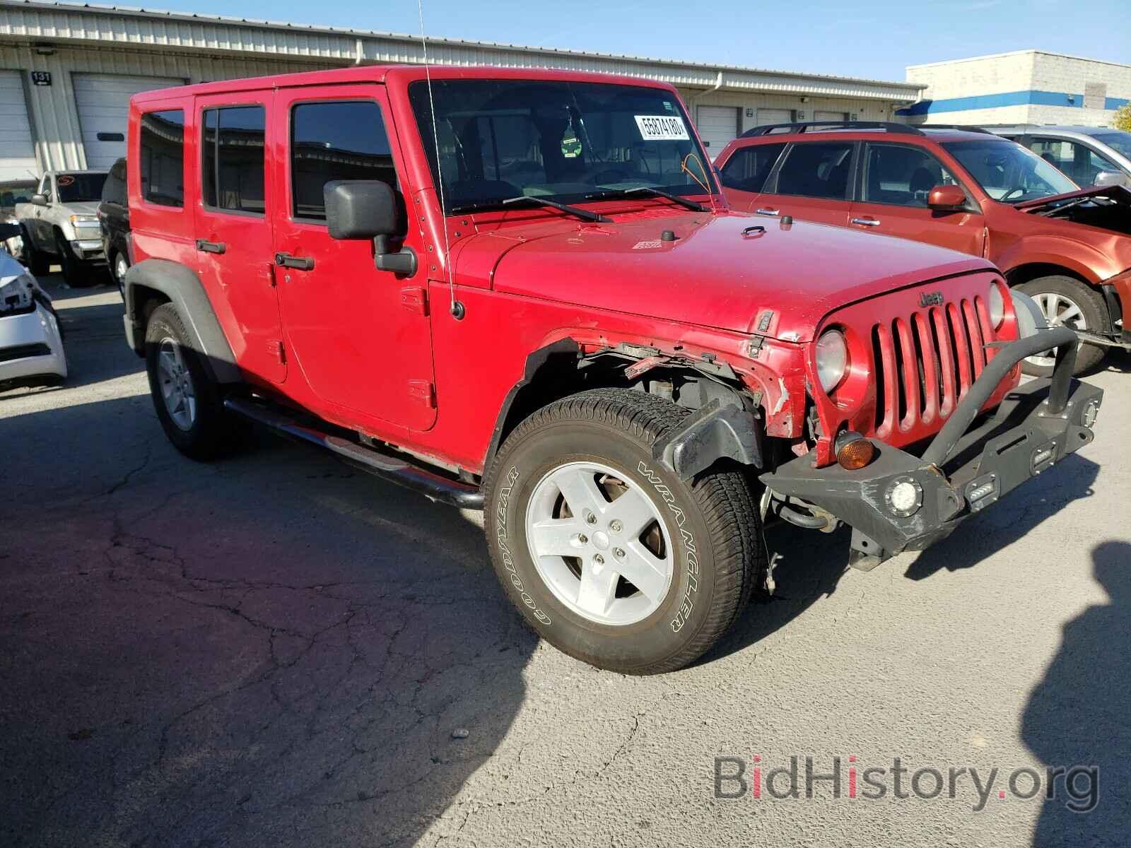 Report 1J4GB39199L753926 JEEP WRANGLER 2009 RED GAS - price and damage  history