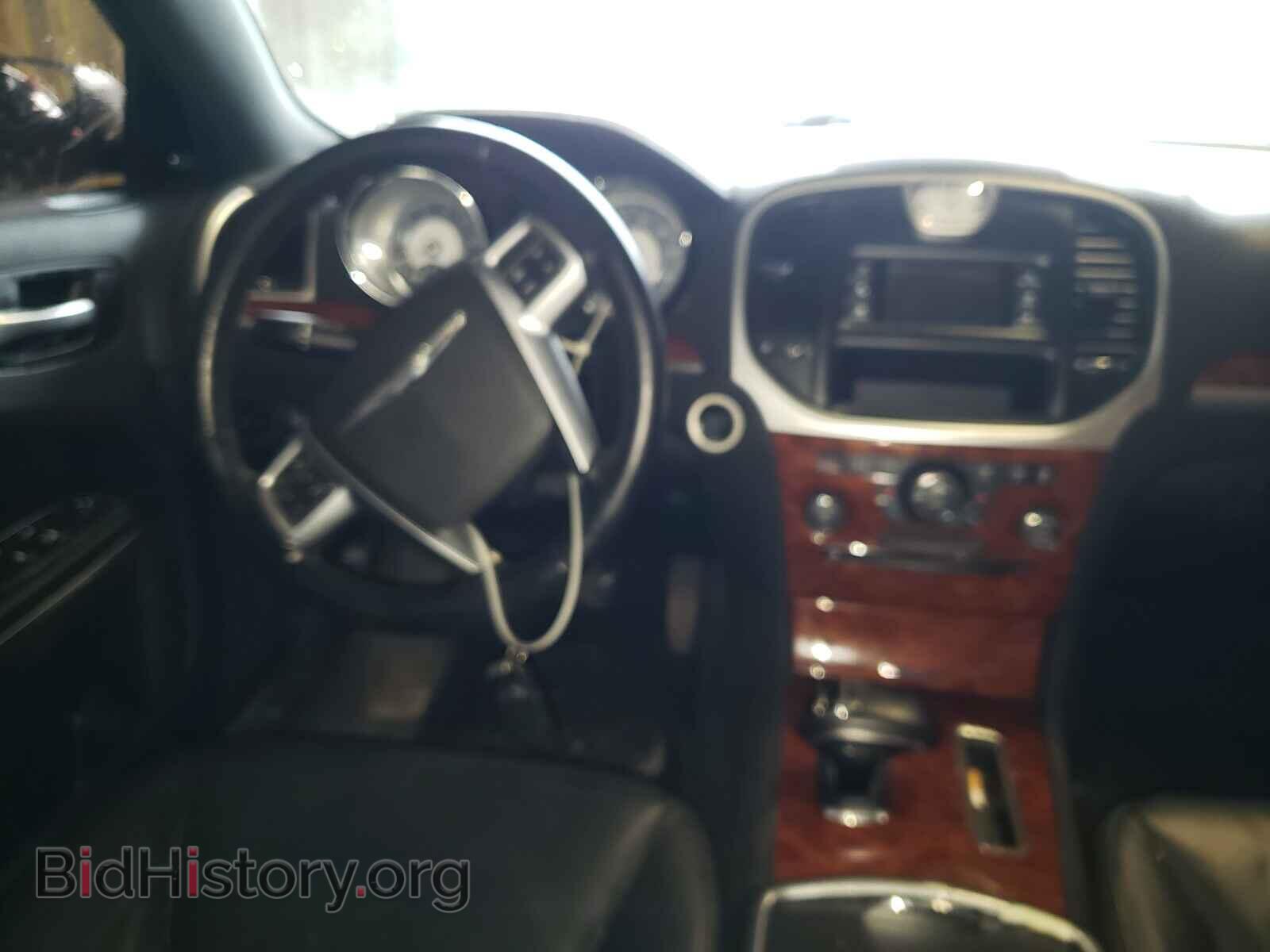 2012 CHRYSLER 300 - VIN: 2C3CCACG5CH192443 - Фото 9