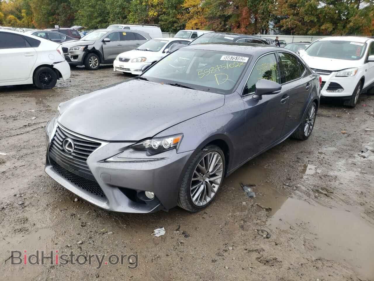 2014 LEXUS IS - VIN: JTHCF1D20E5015331 - Photo 2