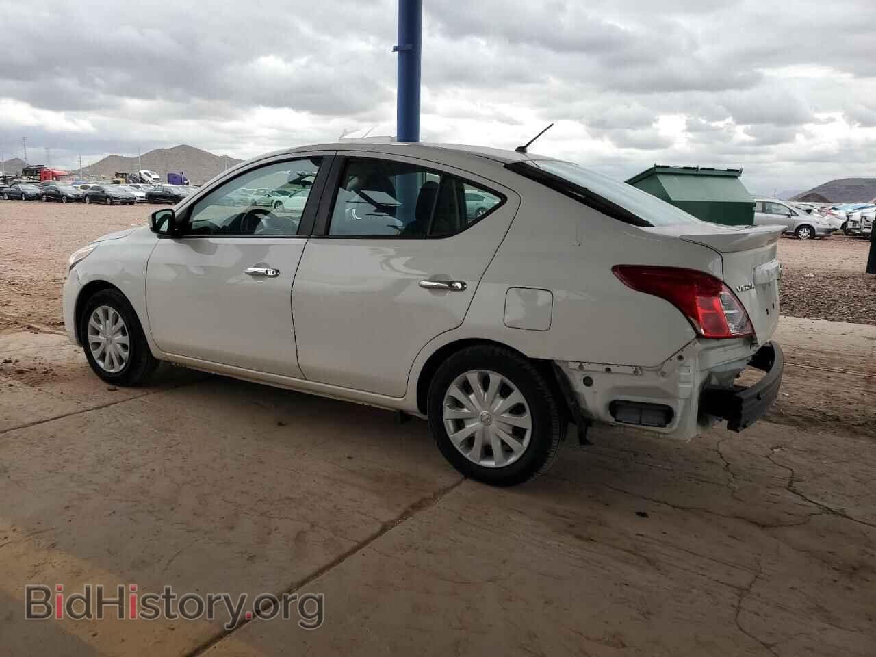 2017 NISSAN VERSA - VIN: 3N1CN7AP8HL814174 - Фото 2