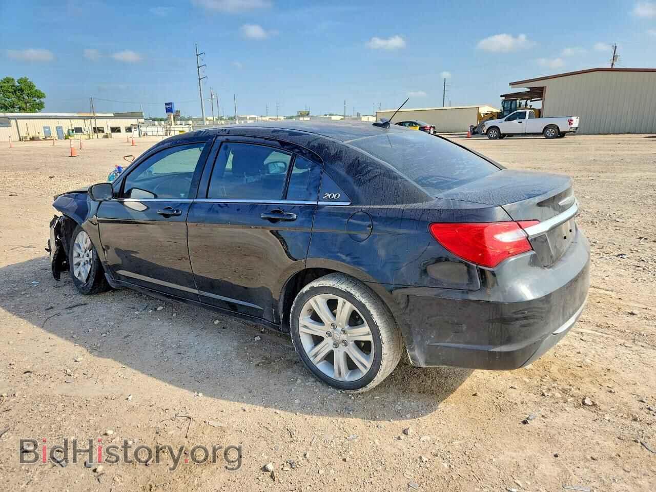 2011 CHRYSLER 200 - VIN: 1C3BC4FB6BN618563 - Фото 2