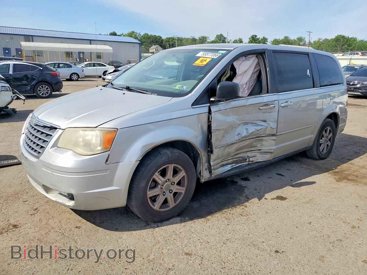 Photo 2A4RR2D10AR387579 - CHRYSLER MINIVAN 2010