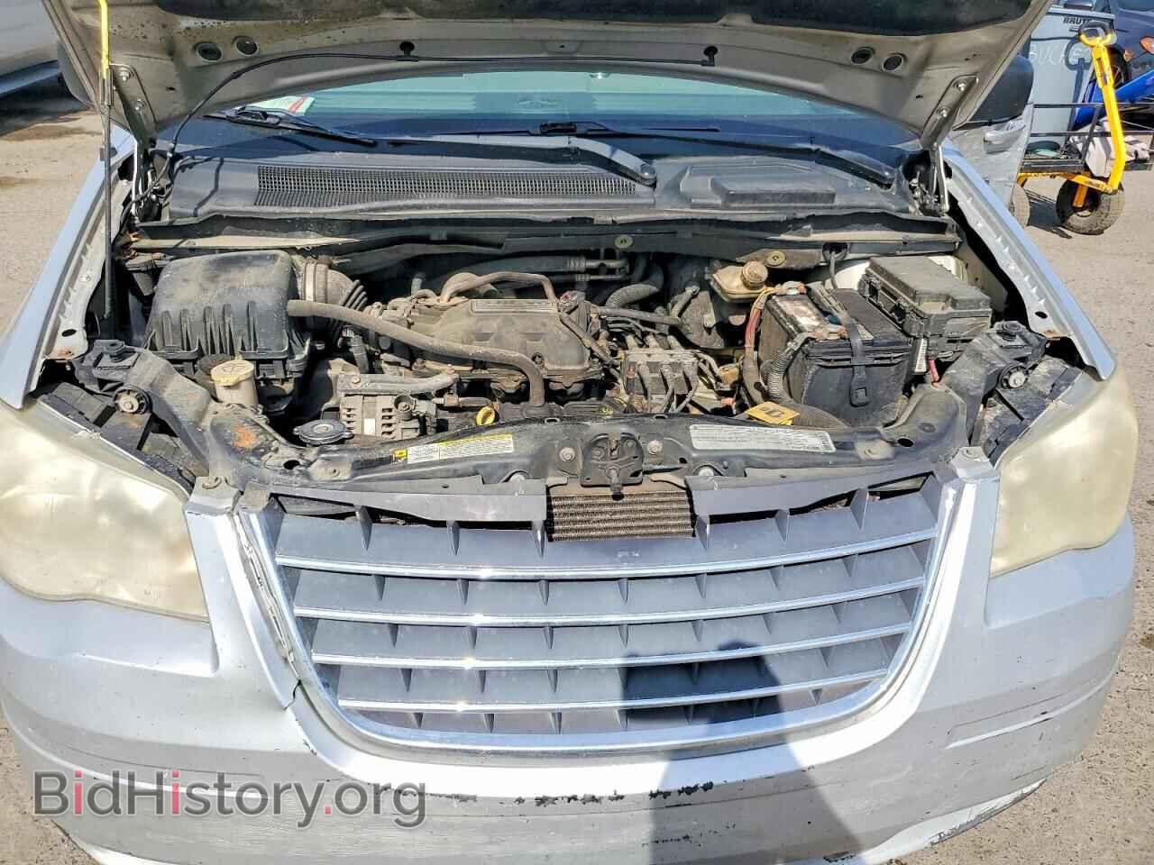 2010 CHRYSLER MINIVAN - VIN: 2A4RR2D10AR387579 - Photo 12