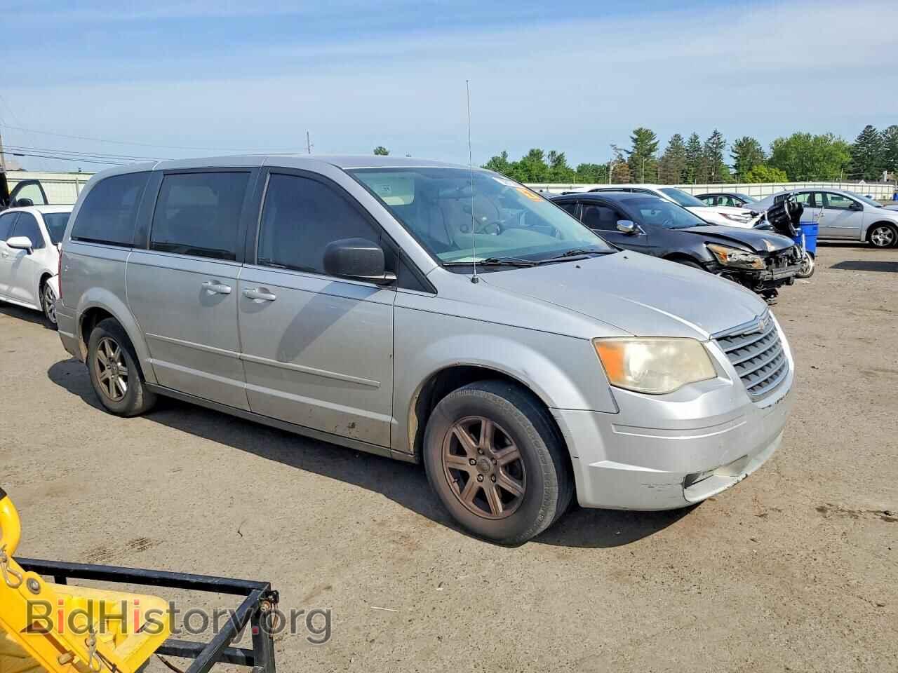 2010 CHRYSLER MINIVAN - VIN: 2A4RR2D10AR387579 - Photo 4