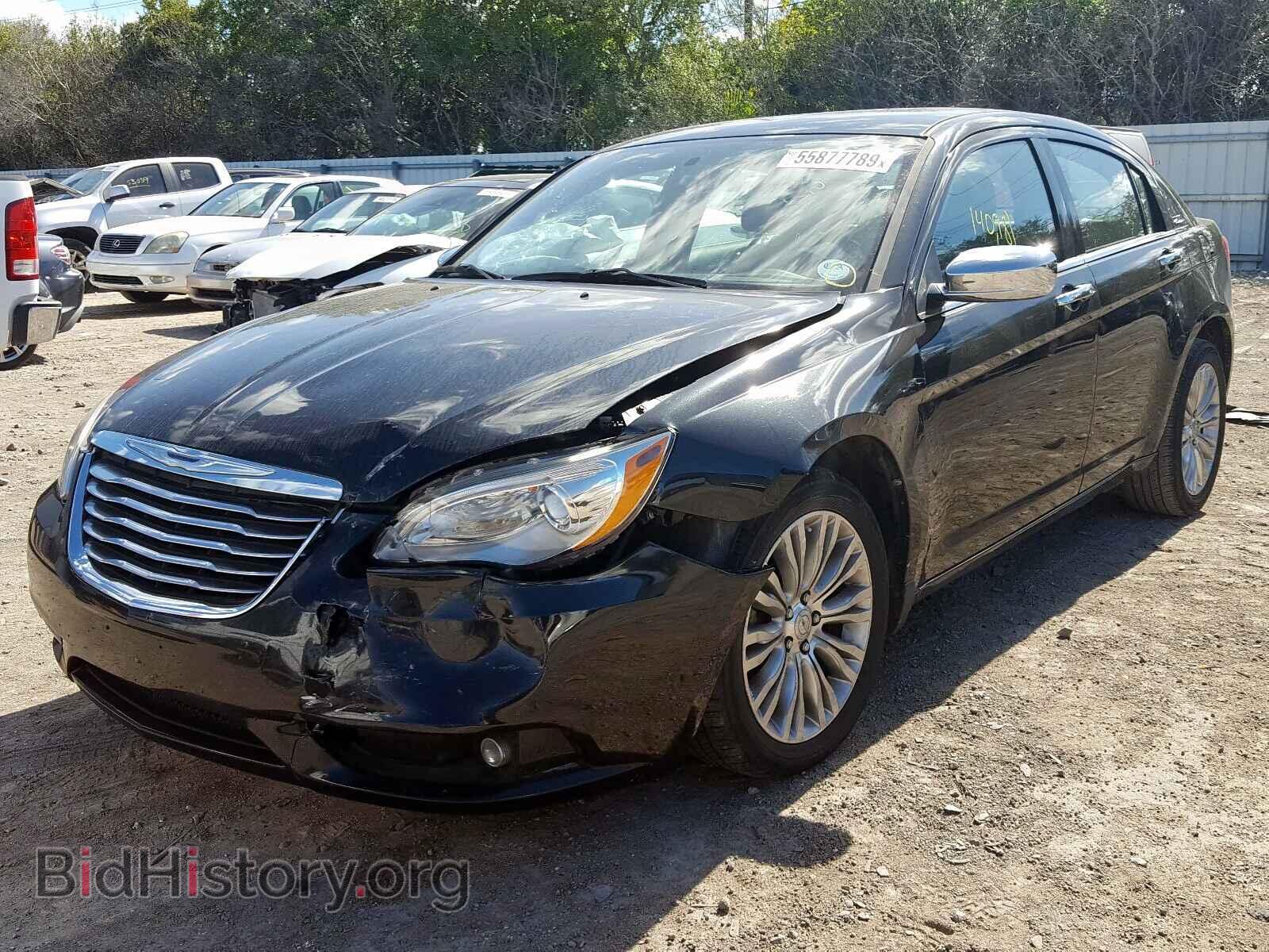 2011 CHRYSLER 200 - VIN: 1C3BC2FG7BN517872 - Фото 2