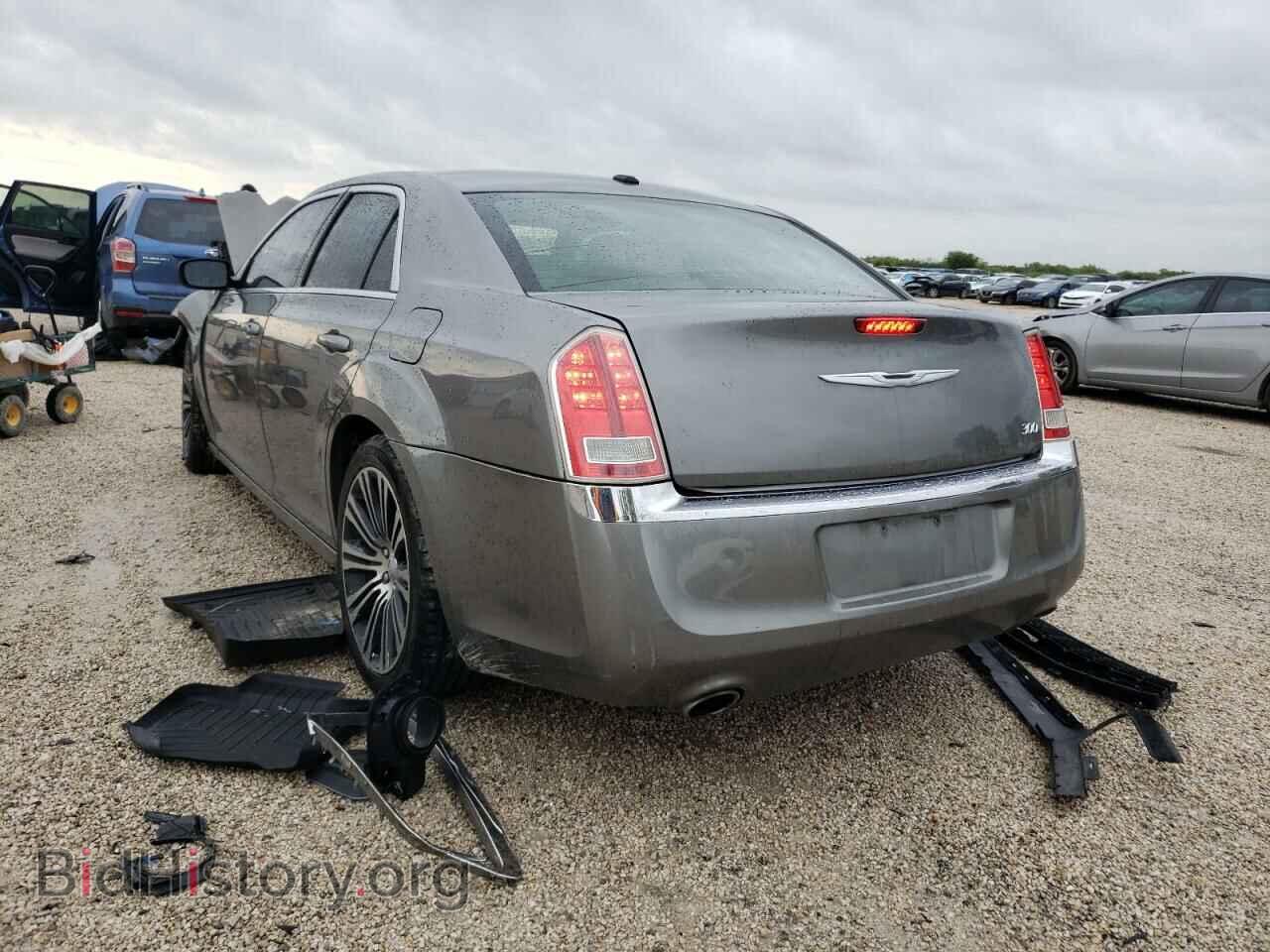 2012 CHRYSLER 300 - VIN: 2C3CCAAG0CH207899 - Фото 3