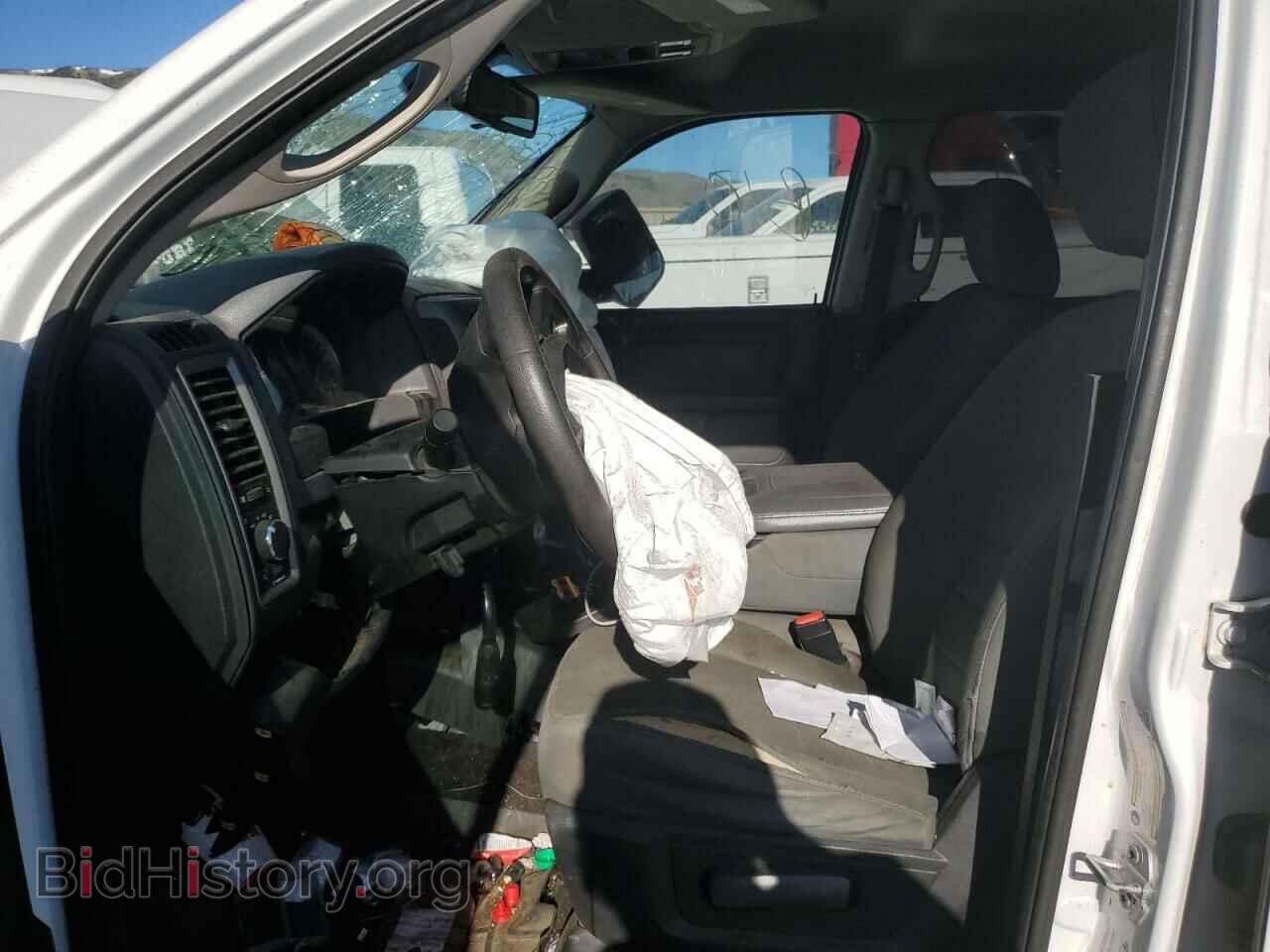 2016 RAM All Models - VIN: 3C6UR5CL5GG113112 - Фото 7