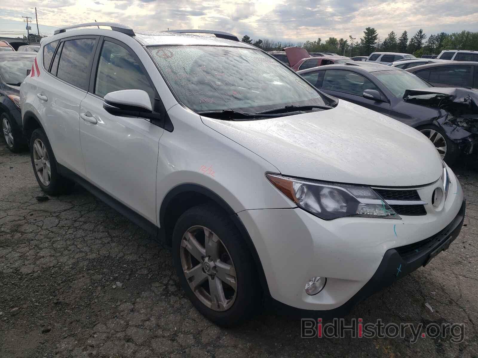 Фотография JTMDFREV2FD152369 - TOYOTA RAV4 2015