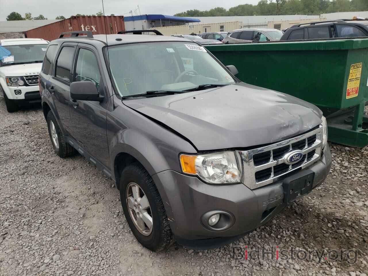 Photo 1FMCU0D75AKD09036 - FORD ESCAPE 2010