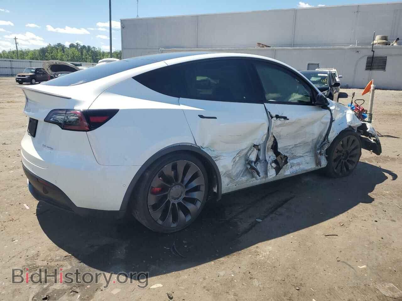 2022 TESLA MODEL Y - VIN: 7SAYGDEF9NF372337 - Фото 3