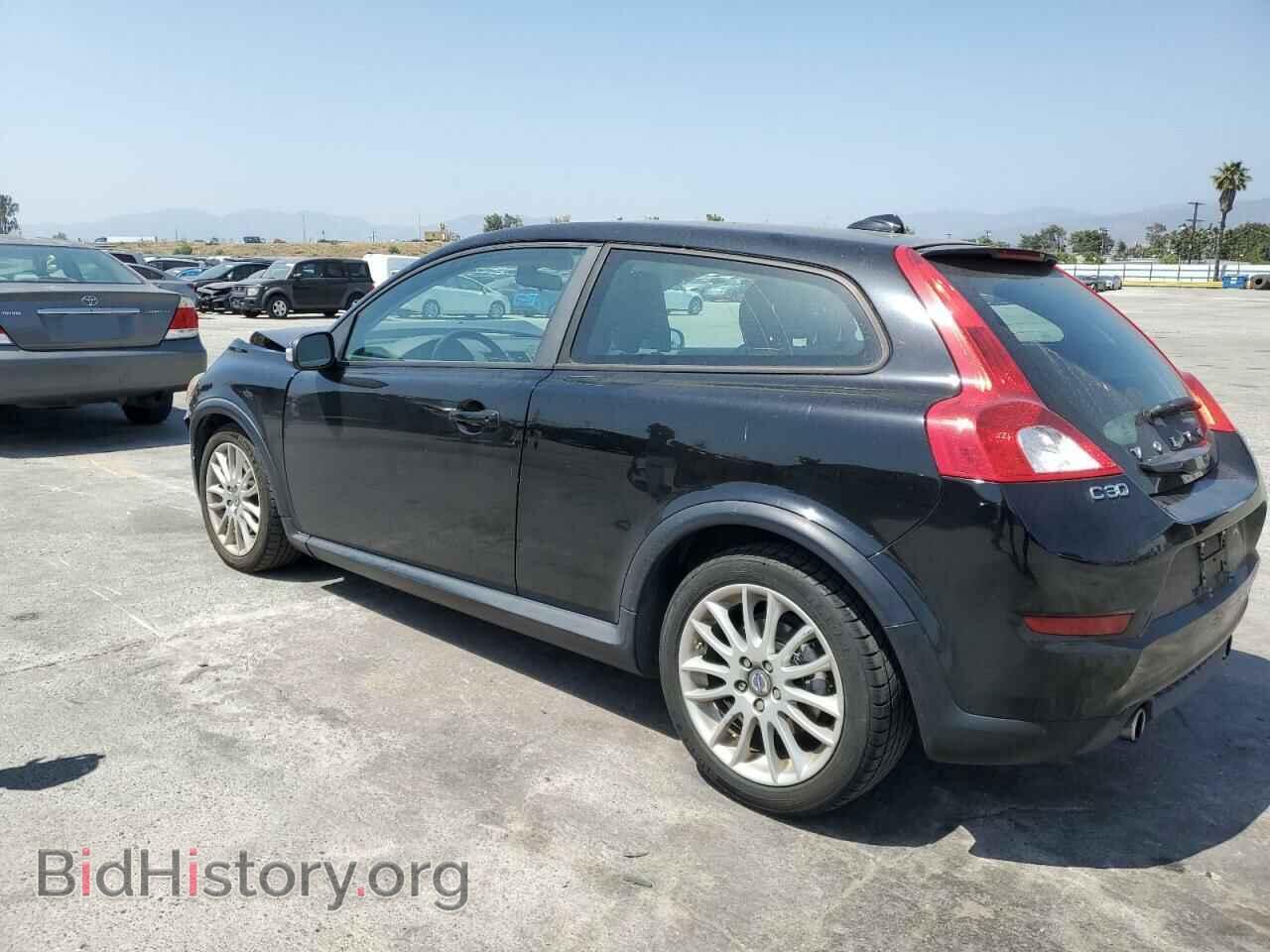 2011 VOLVO C30 - VIN: YV1672MK4B2233328 - Фото 2