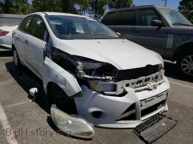 Photo 1FAHP3F22CL417783 - FORD FOCUS 2012
