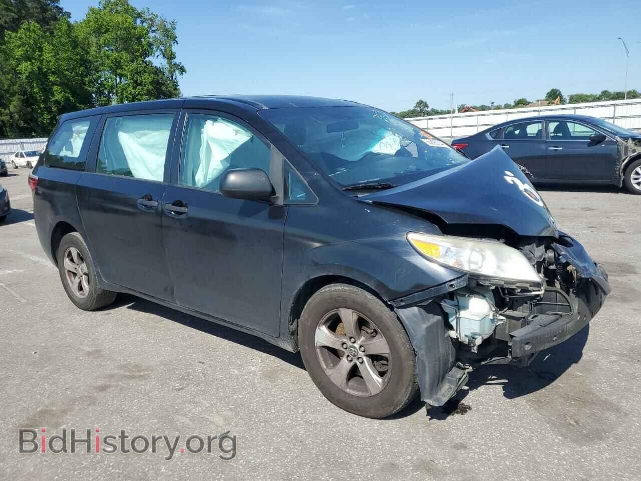 2017 TOYOTA All Models - VIN: 5TDZZ3DC3HS885564 - Фото 4