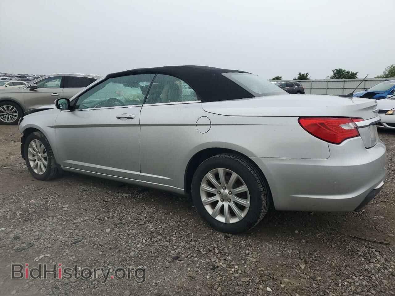 2011 CHRYSLER 200 - VIN: 1C3BC2EG4BN530158 - Фото 2