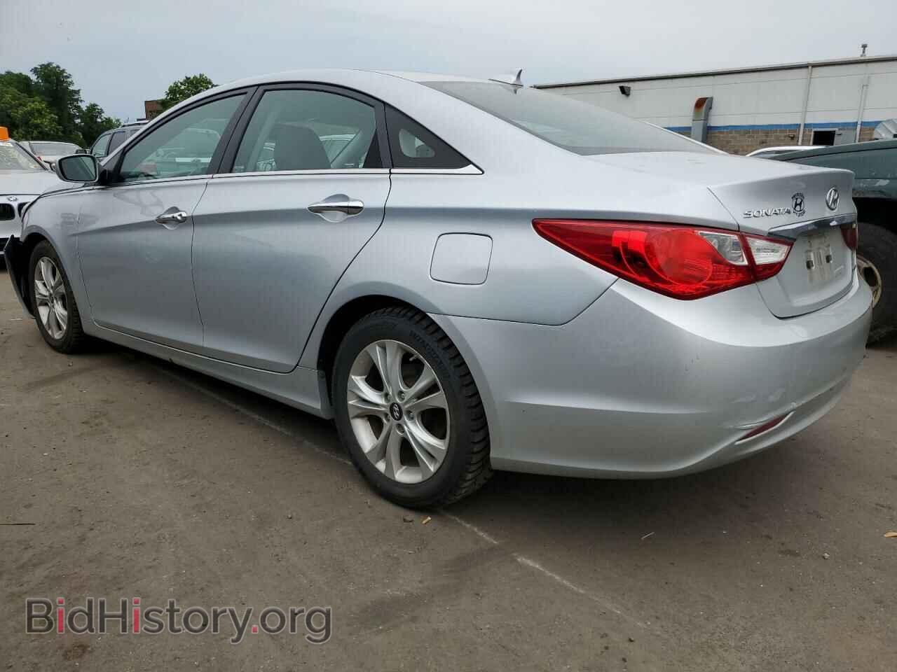 2013 HYUNDAI SONATA - VIN: 5NPEC4AC2DH737982 - Фото 2