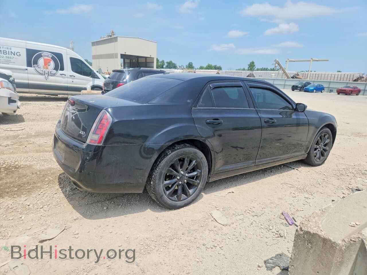 2014 CHRYSLER 300 - VIN: 2C3CCAGG8EH352876 - Photo 3