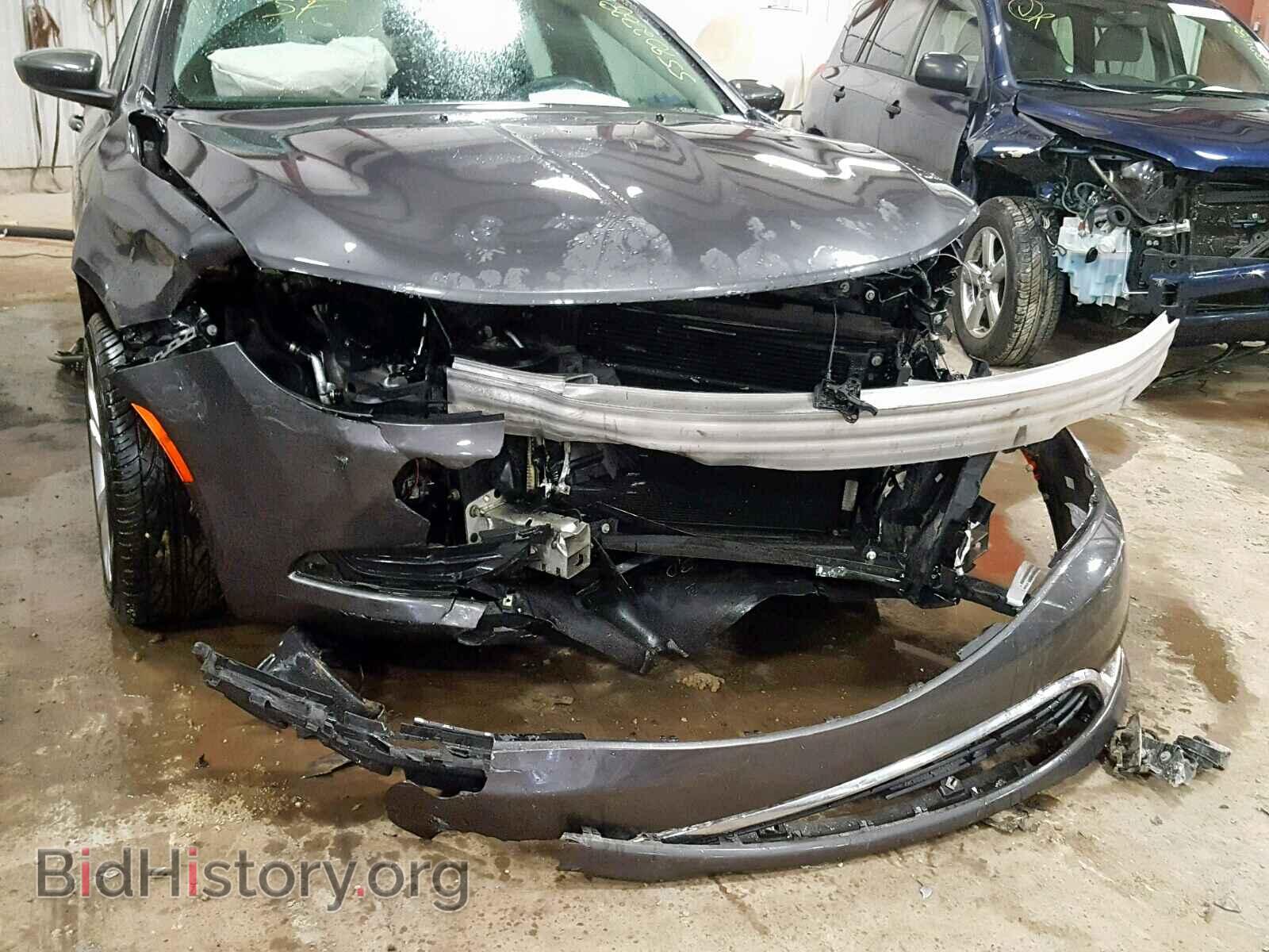 2015 CHRYSLER 200 - VIN: 1C3CCCAB3FN700259 - Photo 9