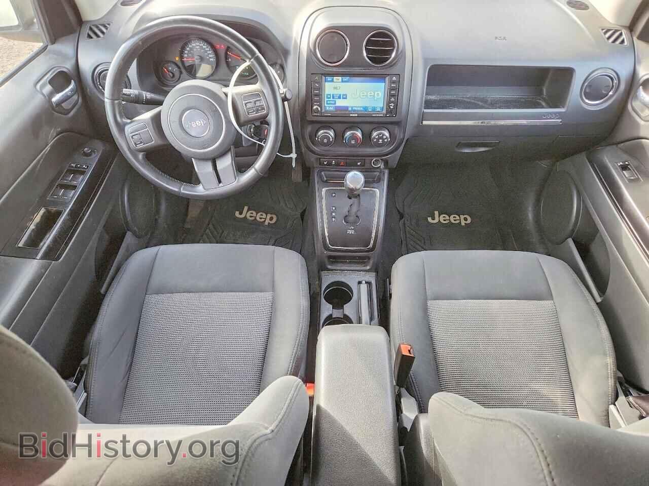 2012 JEEP COMPASS - VIN: 1C4NJDABXCD523064 - Photo 8