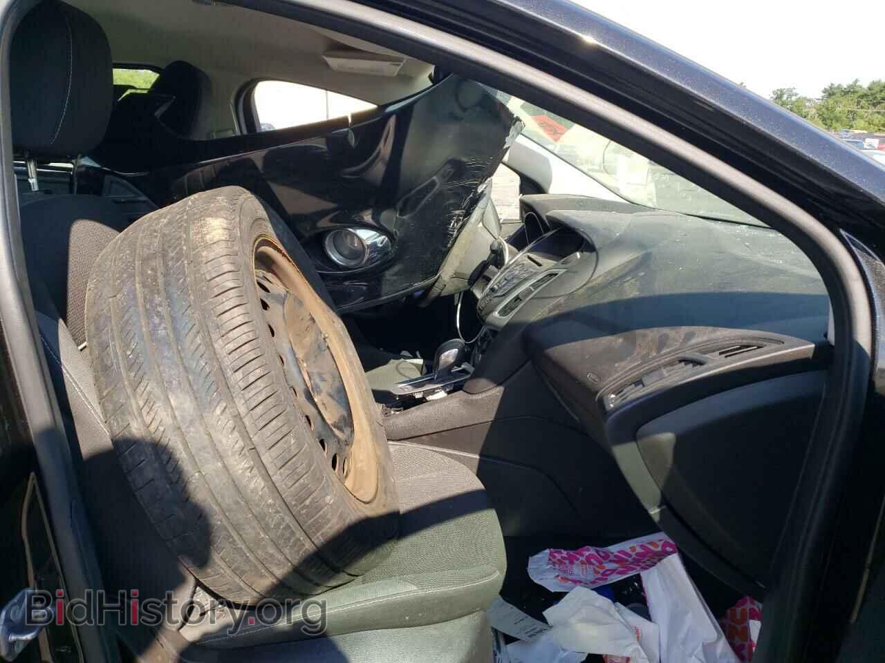 2012 FORD FOCUS - VIN: 1FAHP3F2XCL384225 - Photo 5