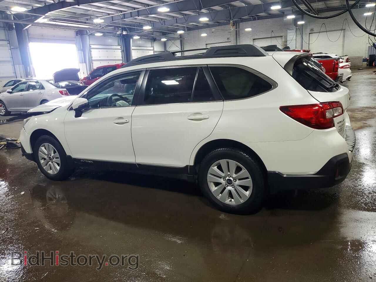 2019 SUBARU OUTBACK - VIN: 4S4BSAFC8K3358454 - Фото 2