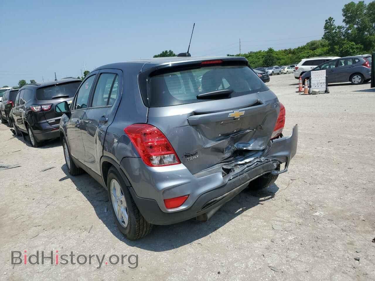 2020 CHEVROLET TRAX - VIN: 3GNCJKSB2LL162425 - Photo 2