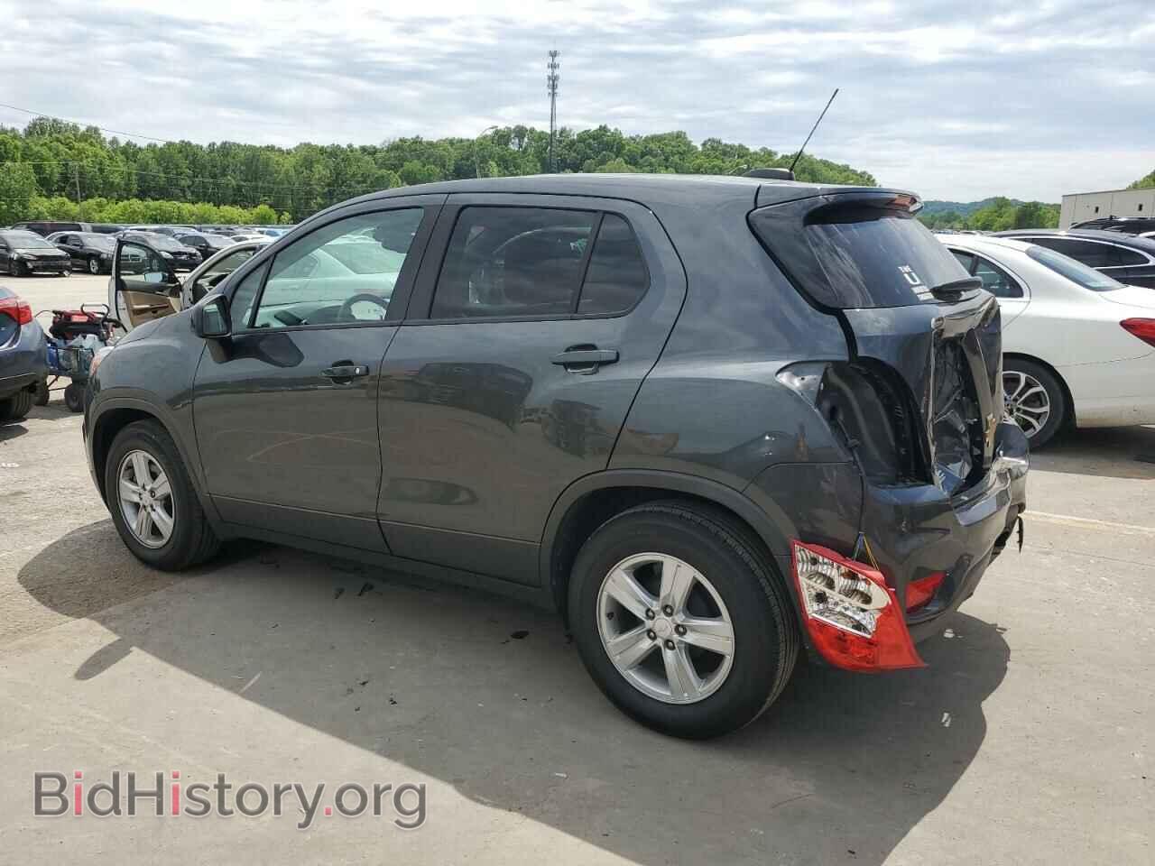 2020 CHEVROLET TRAX - VIN: 3GNCJKSB2LL136861 - Фото 2