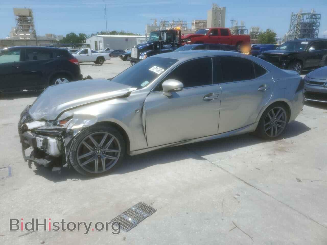 Photo JTHBA1D29H5059312 - LEXUS IS 2017