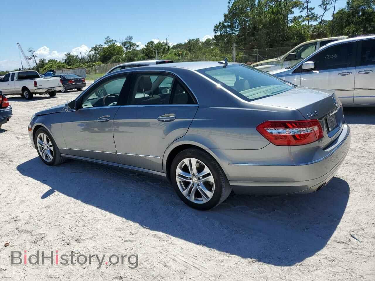 2011 MERCEDES-BENZ E-CLASS - VIN: WDDHF5GB3BA493908 - Фото 2