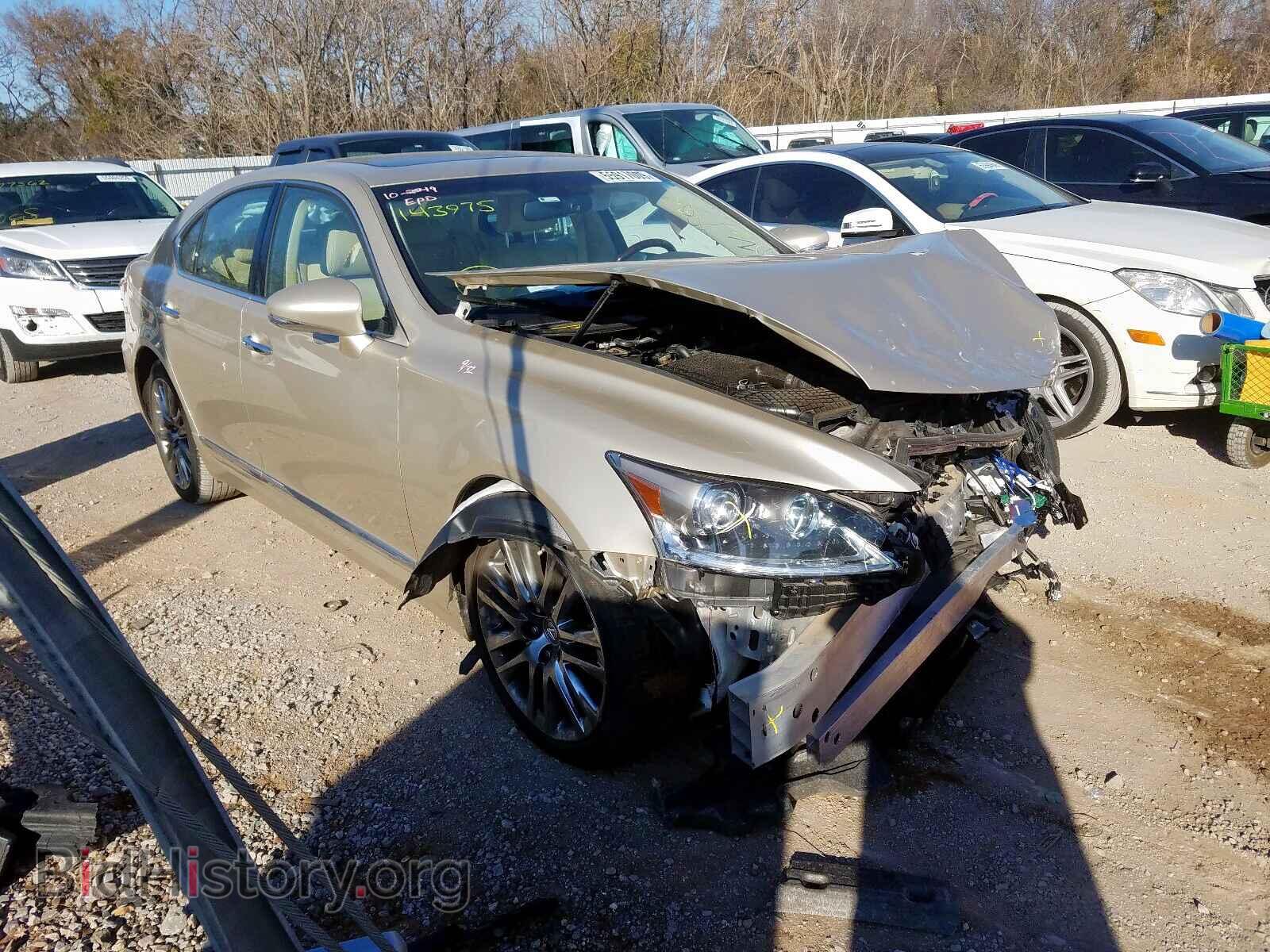 Фотография JTHBL5EF2H5143975 - LEXUS LS460 2017