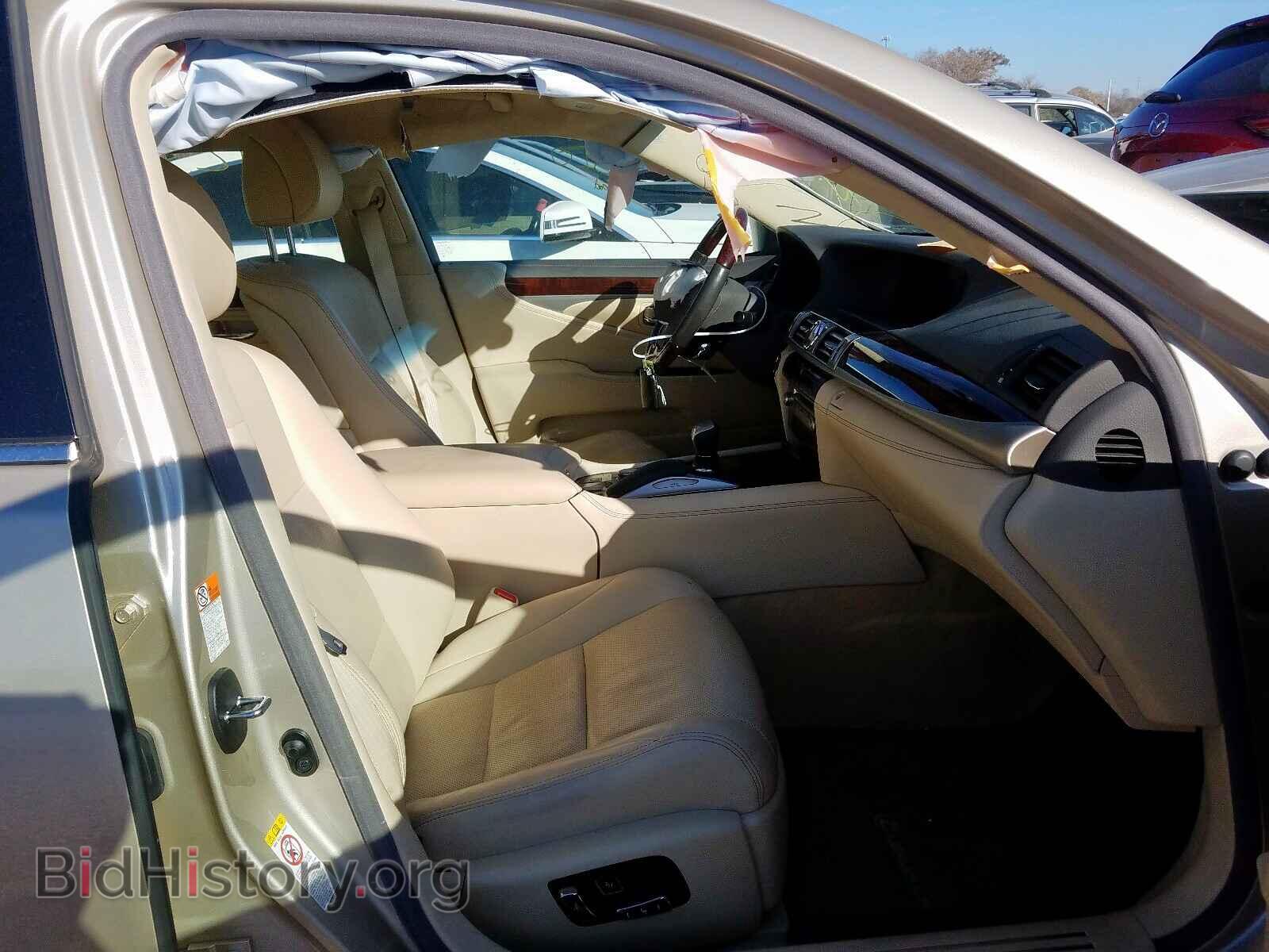 2017 LEXUS LS460 - VIN: JTHBL5EF2H5143975 - Photo 5