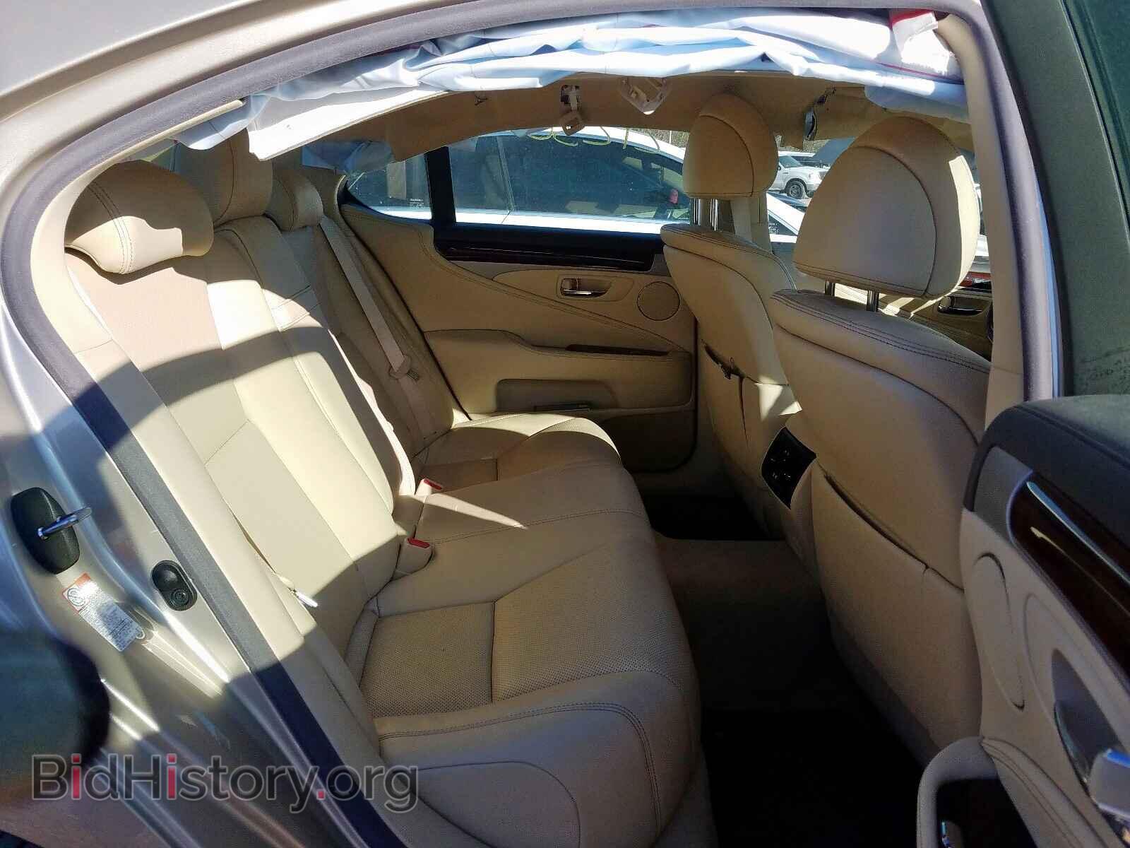 2017 LEXUS LS460 - VIN: JTHBL5EF2H5143975 - Photo 6