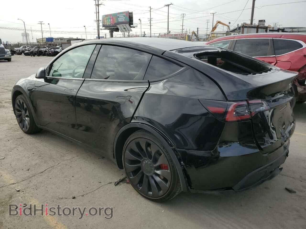 2022 TESLA MODEL Y - VIN: 7SAYGDEF2NF536530 - Фото 2